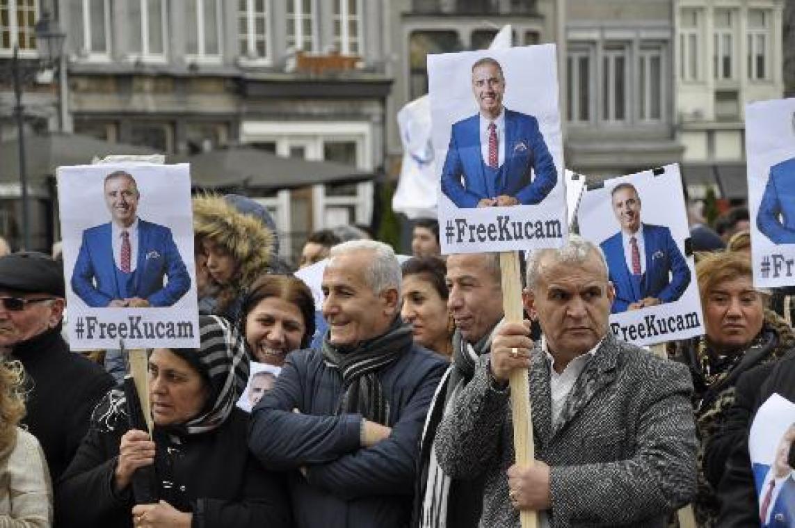 Honderden deelnemers aan steunactie Melikan Kucam in Mechelen