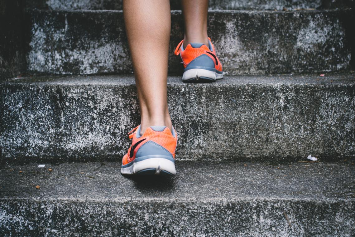 Vijf manieren om meer te bewegen zonder te fitnessen