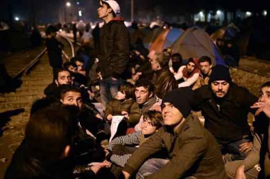 B-Fast stuurt 200 tenten en 2.300 dekens naar Griekenland