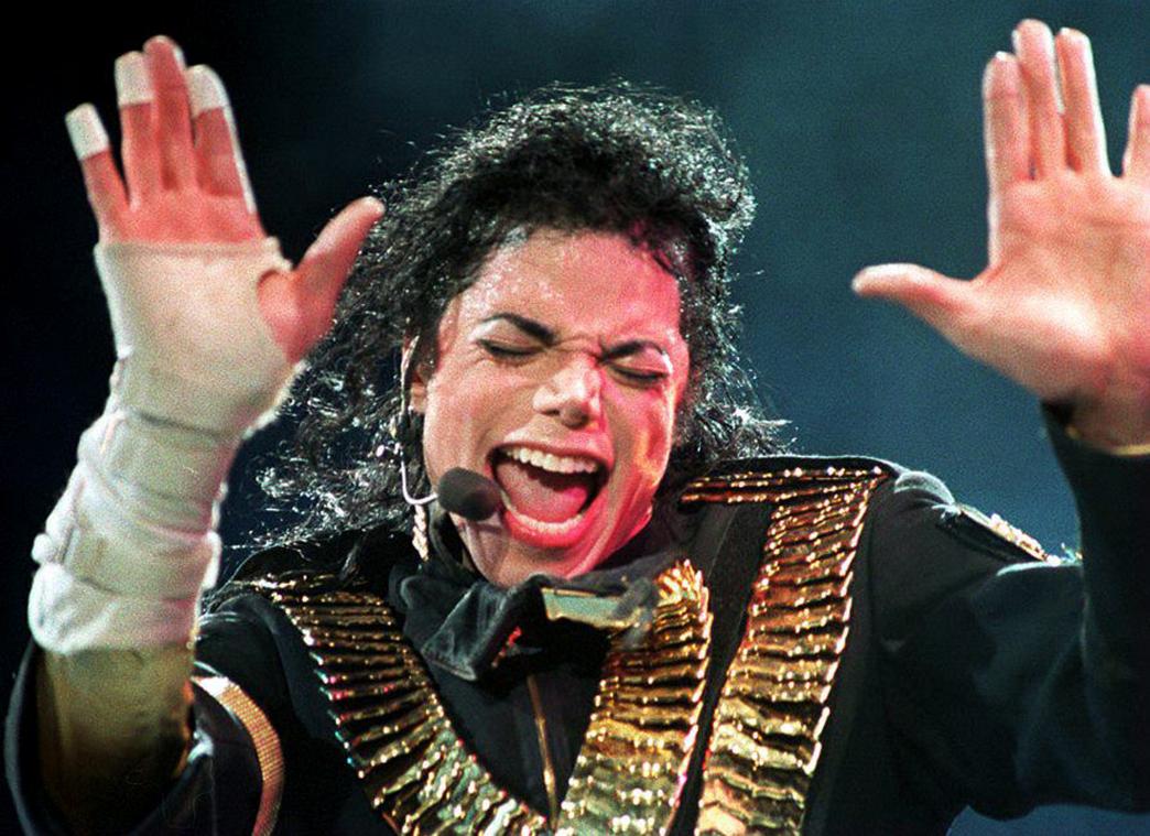 Nieuwe beelden opgedoken van zieke pornocollectie Michael Jackson