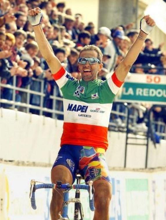 Andrea Tafi moet Roubaix-droom na sleutelbeenbreuk opbergen