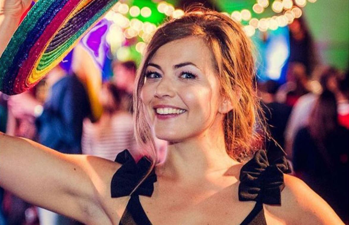 Frances Lefebure: "Ik heb geen grote borsten, dus dat was wel leuk om te doen"