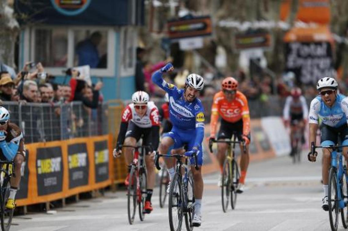 Julian Alaphilippe wint nu ook massasprints