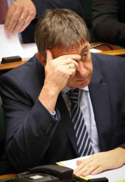 Jambon: "Zo snel mogelijk uitsluitsel geven rond evacuatie MIVB"