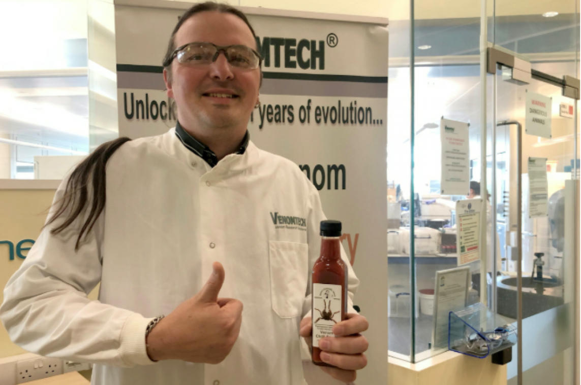 Nieuwe chilisaus voelt als beet van tarantula