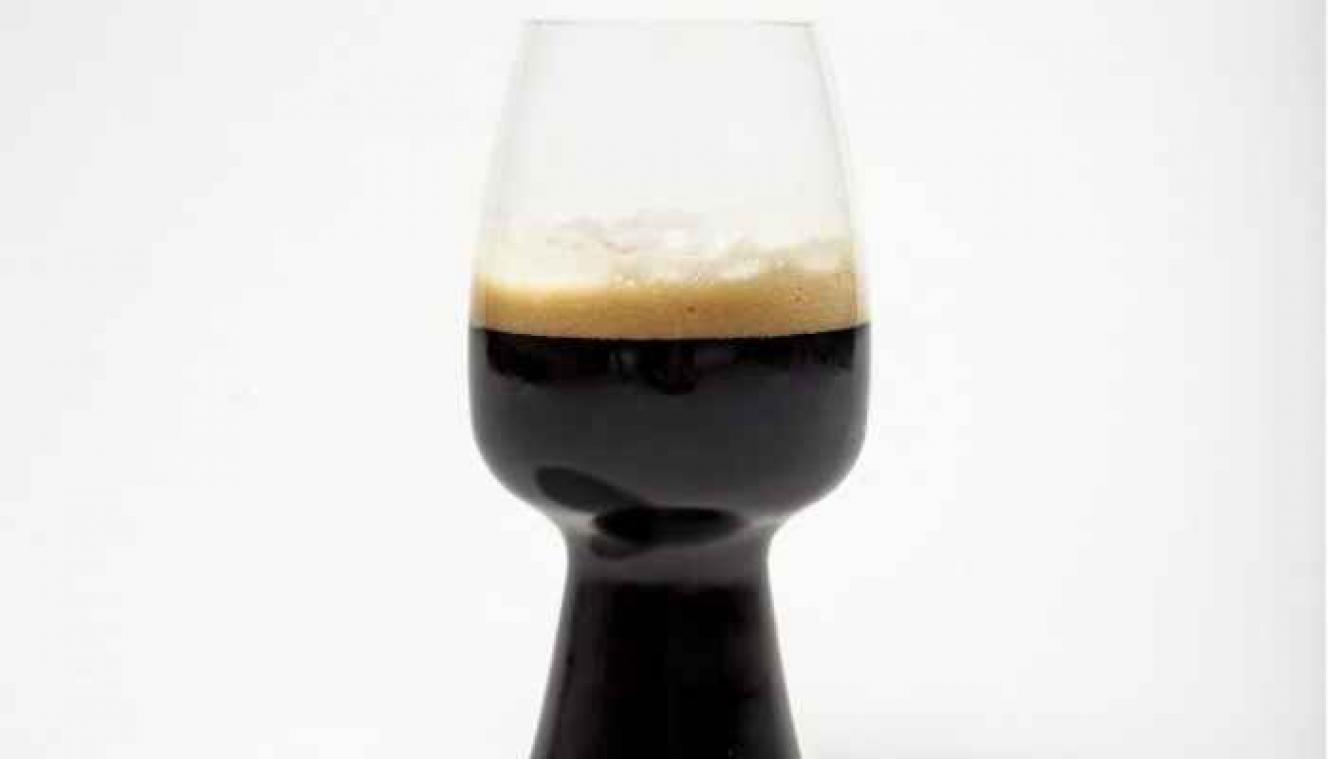 Dit bierglas maakt stout nog lekkerder
