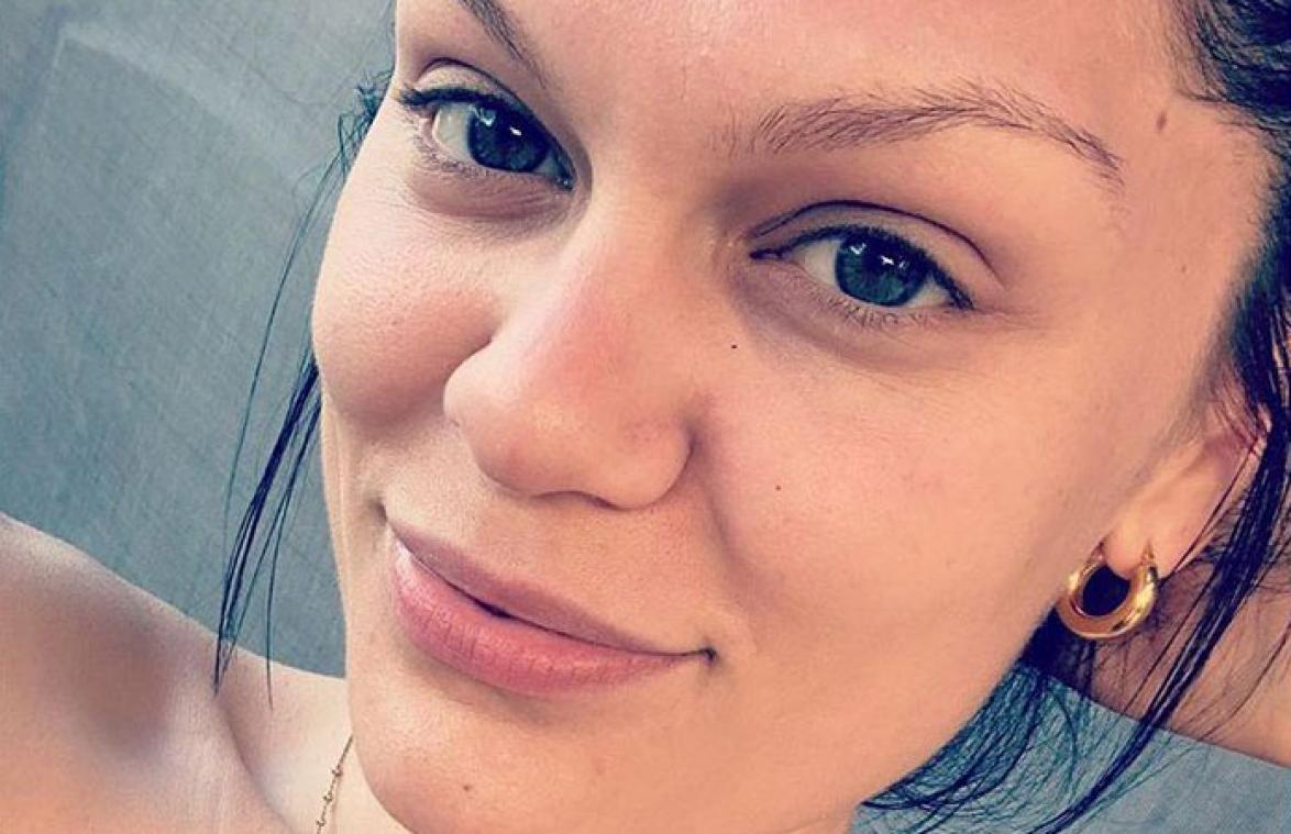 Jessie J deelt bikinifoto: "Ja, ik weet dat ik cellulitis heb"
