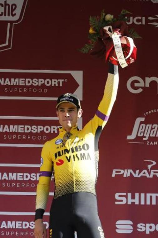 Milaan-Sanremo - Debutant Van Aert toch teleurgesteld na zesde plek: "Had niet mogen demarreren in slot"