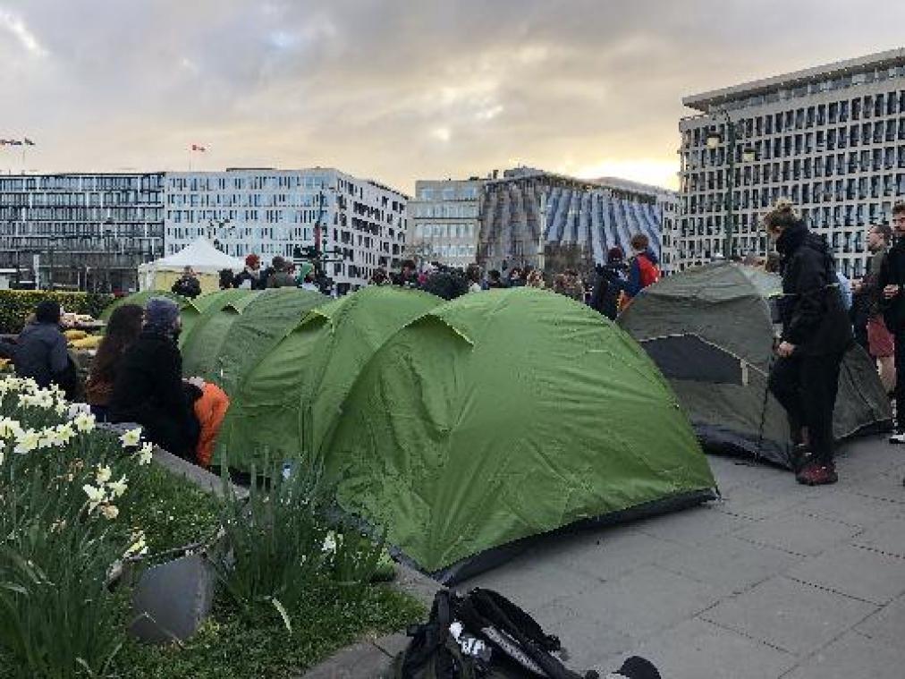 Meer dan honderd mensen brachten de nacht in de Wetstraat door