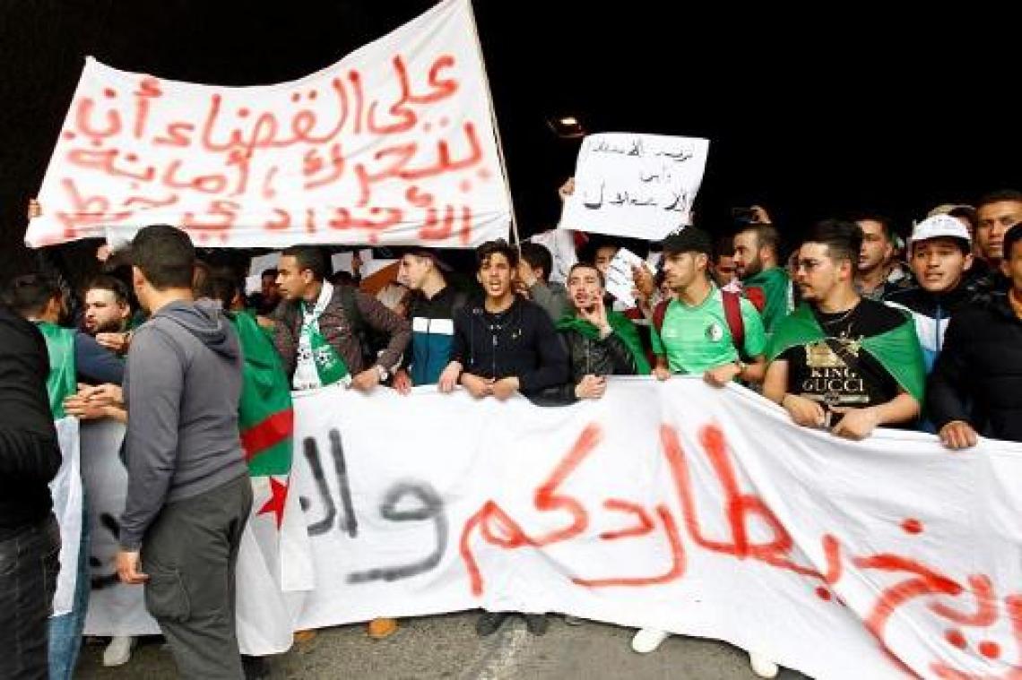 Stafchef Algerijnse leger wil president Bouteflika "ongeschikt" laten verklaren