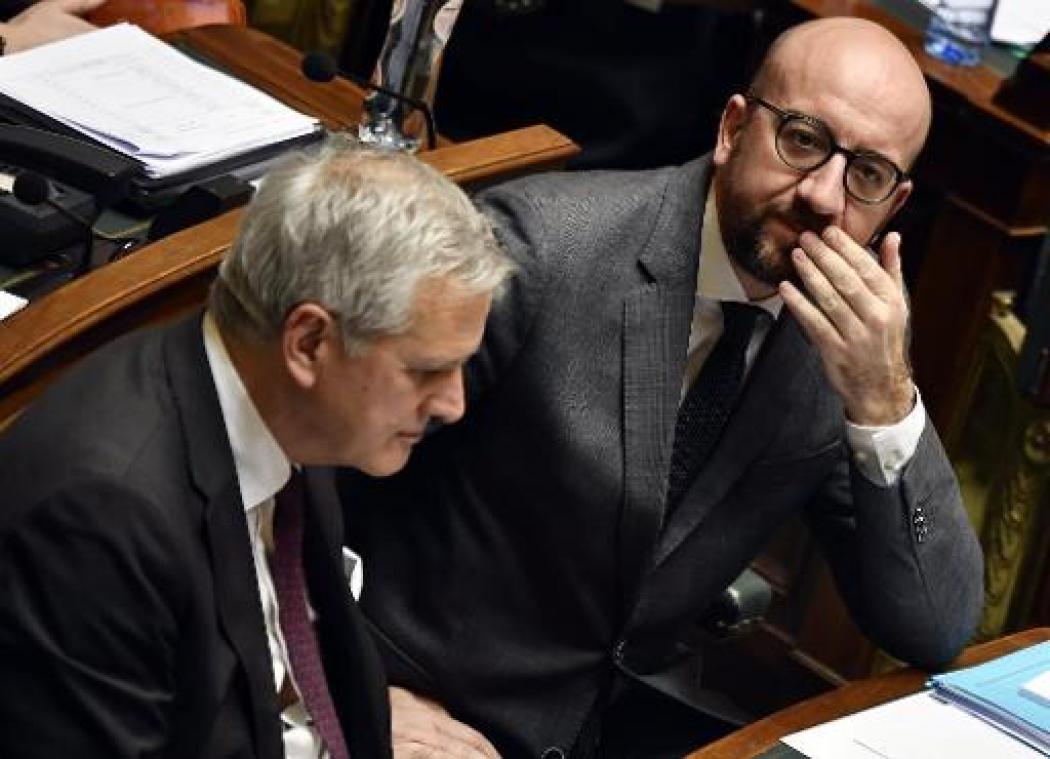 Premier en Peeters overleggen morgen met Groep van Tien