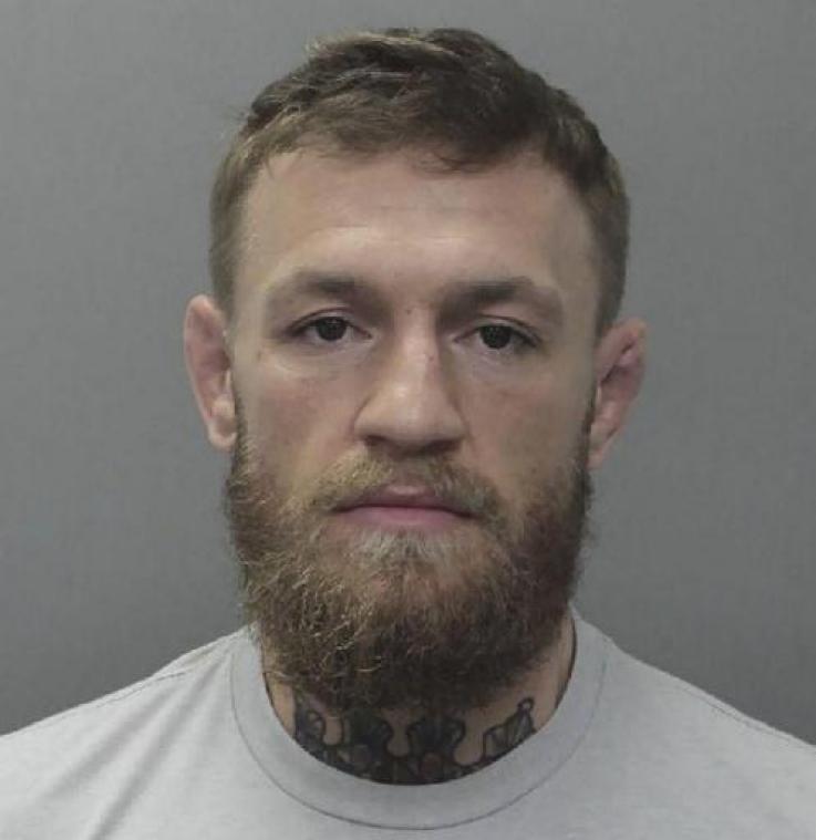 McGregor ontkent dat afscheid verband houdt met aanklacht seksueel misbruik