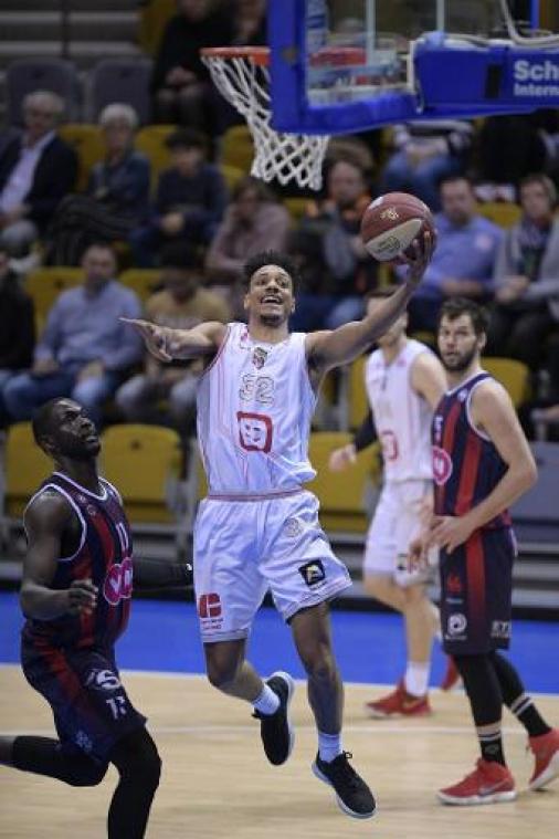EuroMillions Basket League - Oostende wint bij Brussels, geen uitschuiver van Antwerp Giants in Luik