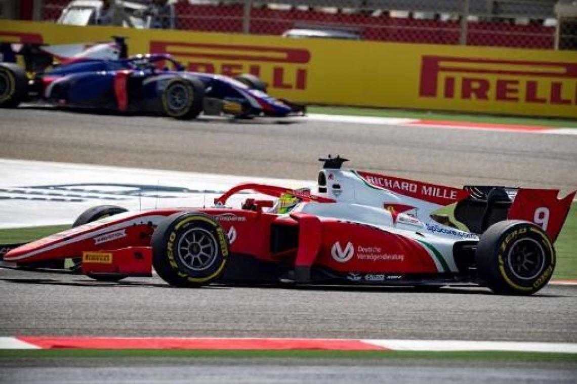 Mick Schumacher wordt achtste bij debuut in Formule 2