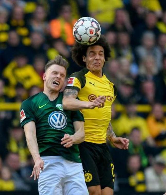 Borussia en Witsel profiteren optimaal van puntenverlies van Bayern