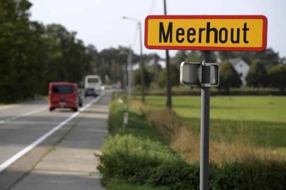 Politie onderzoekt drie verdachte branden in Meerhout