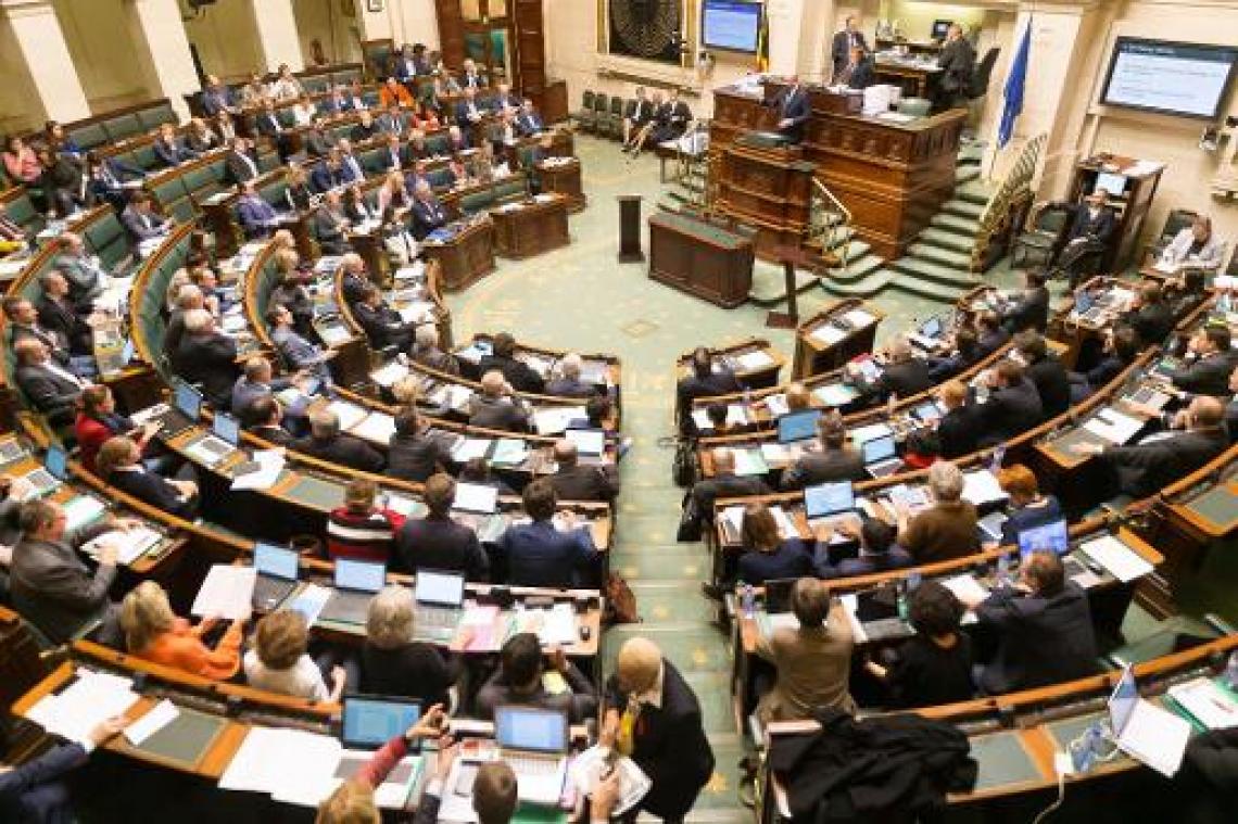 Bij verkiezingen verdwijnt helft van parlement