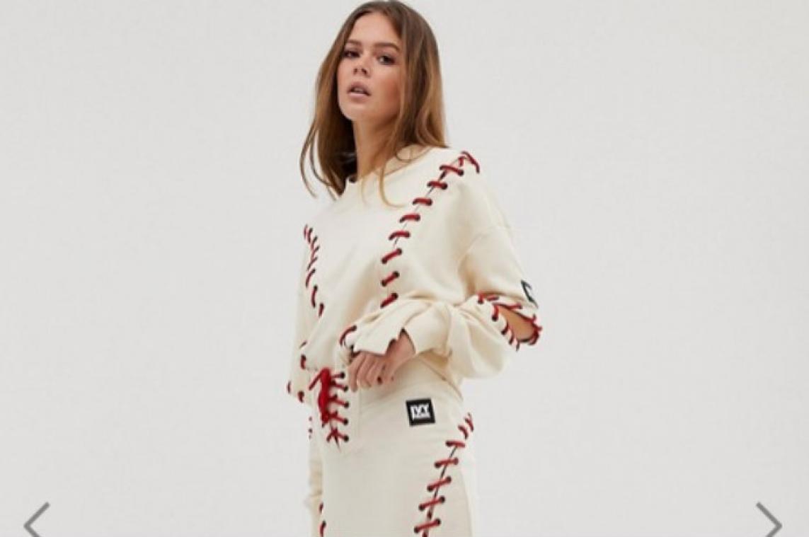 Met deze outfit van Beyonce zie je eruit als een baseball