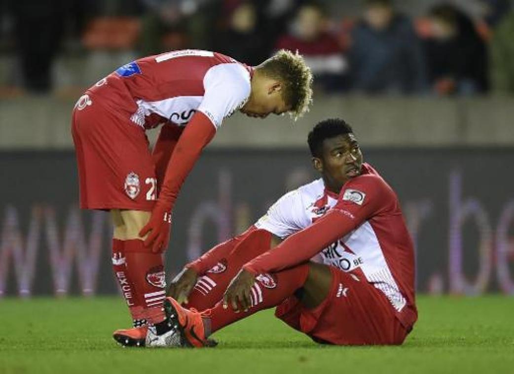 Moeskroen-sensatie Taiwo Awoniyi vreest voor het einde van zijn Liverpool-droom