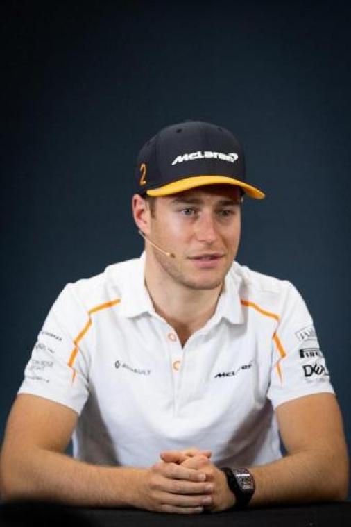 Stoffel Vandoorne test Formule E-bolide van Mercedes