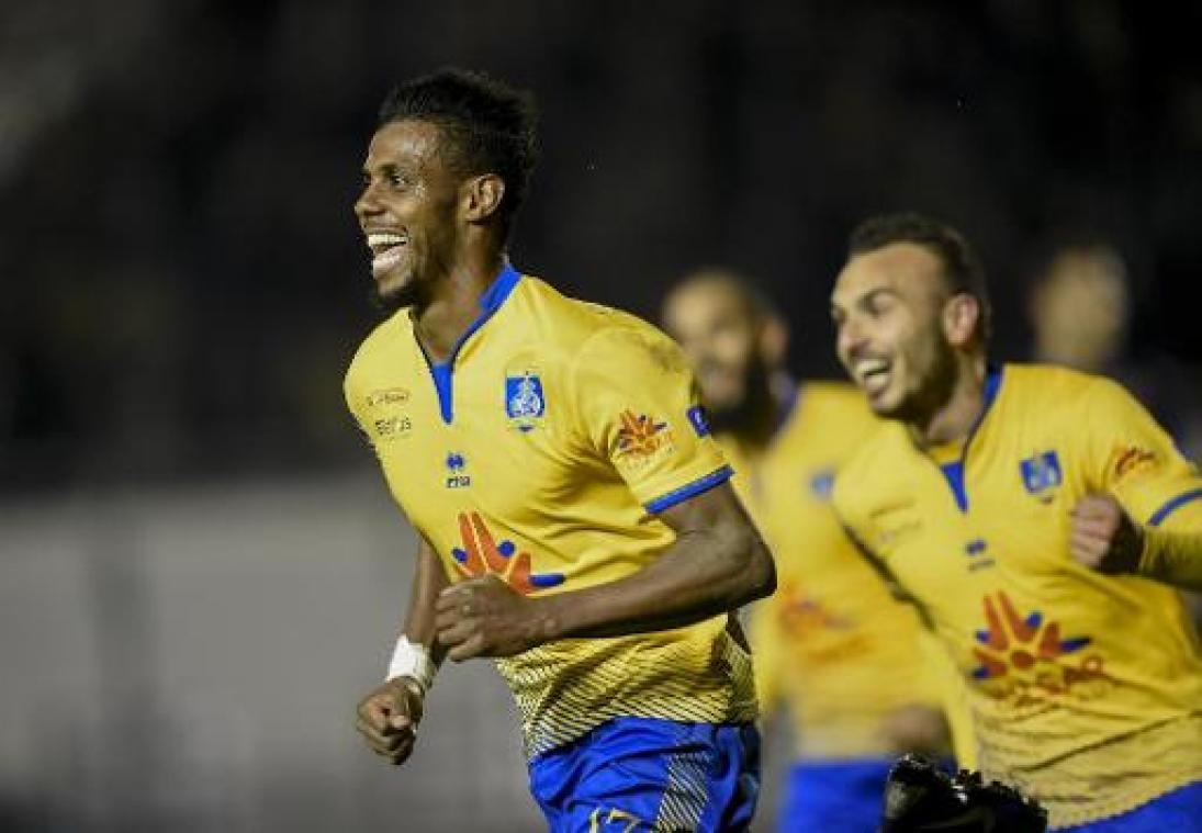 Jupiler Pro League - Union Sint-Gillis behoudt maximum met 5-1 zege tegen Waasland-Beveren