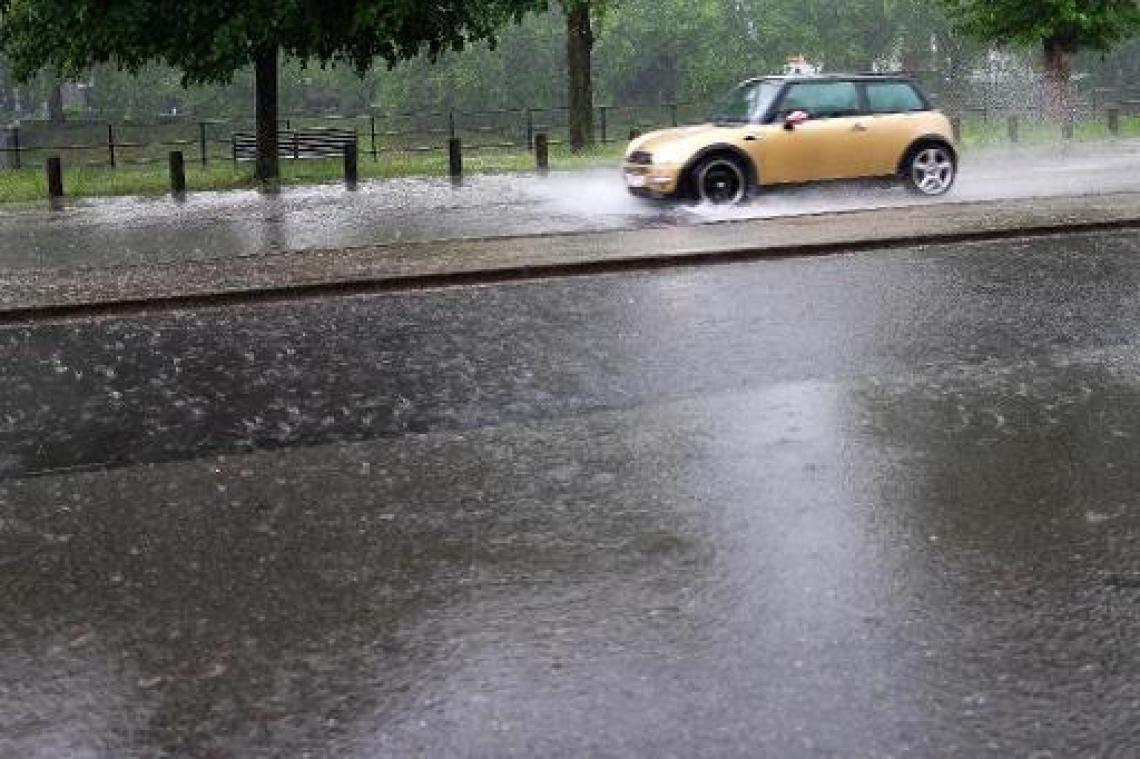 Zon verdwijnt, regen verschijnt