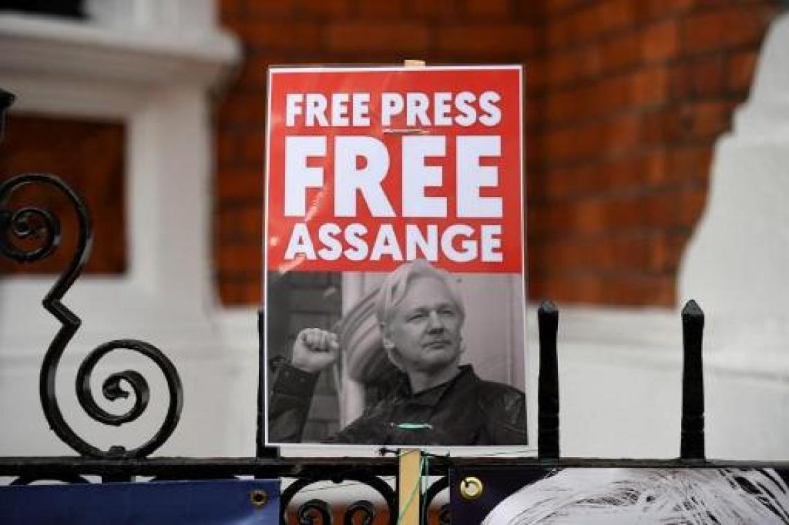 Volgens zijn advocaat wachten Assange "mishandeling en foltering"