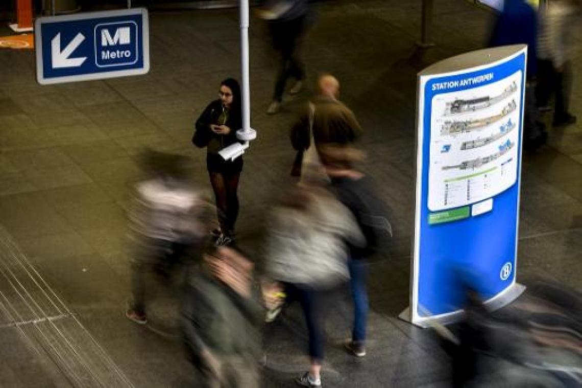 15-jarige opgepakt als vierde verdachte van aanval in Antwerps metrostation