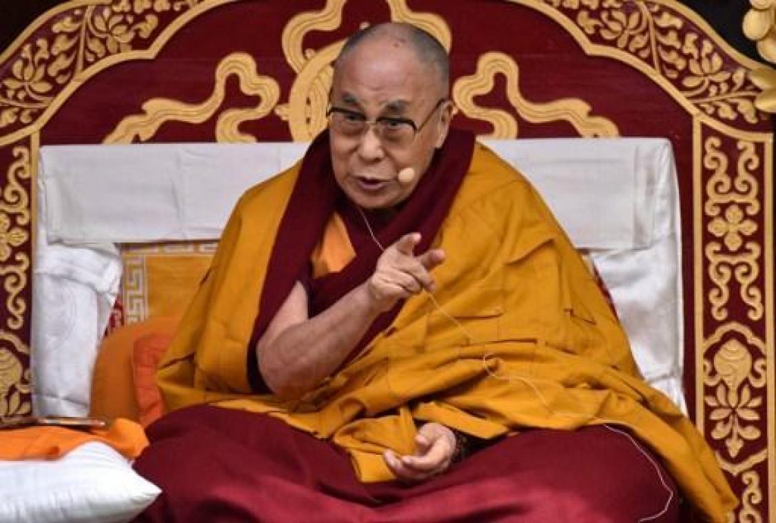 Dalai lama overgebracht naar ziekenhuis in New Delhi