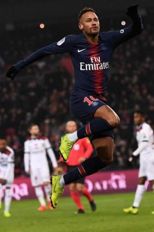 Vader Neymar: "Neymar blijft zeker bij PSG"