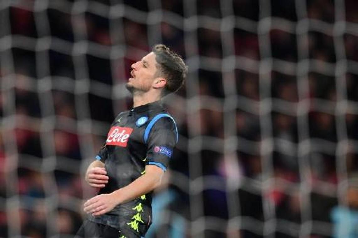 Belgen in het buitenland - Arsenal nekt Napoli, ook Benfica, Chelsea en Valencia winnen