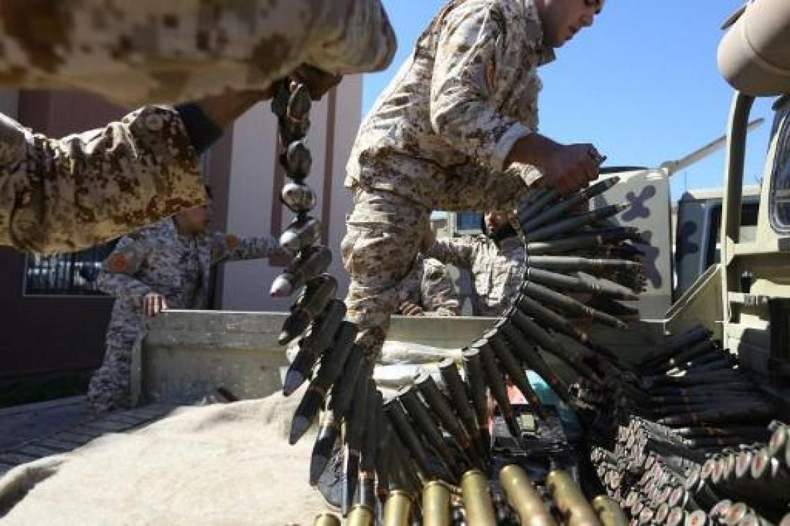 Zeker 10.000 mensen op de vlucht voor geweld in Tripoli