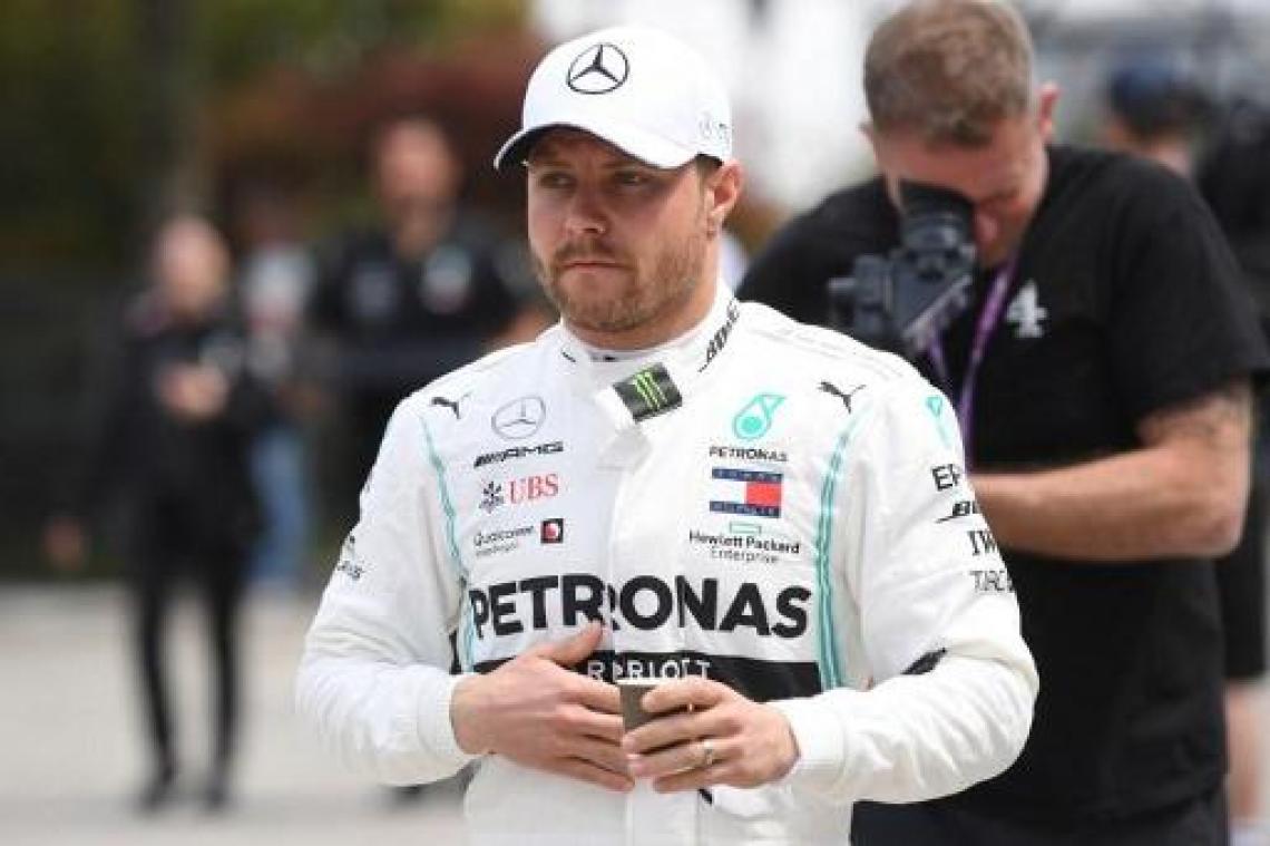 F1 - GP van China - WK-leider Bottas verovert polepositie voor duizendste Grote Prijs