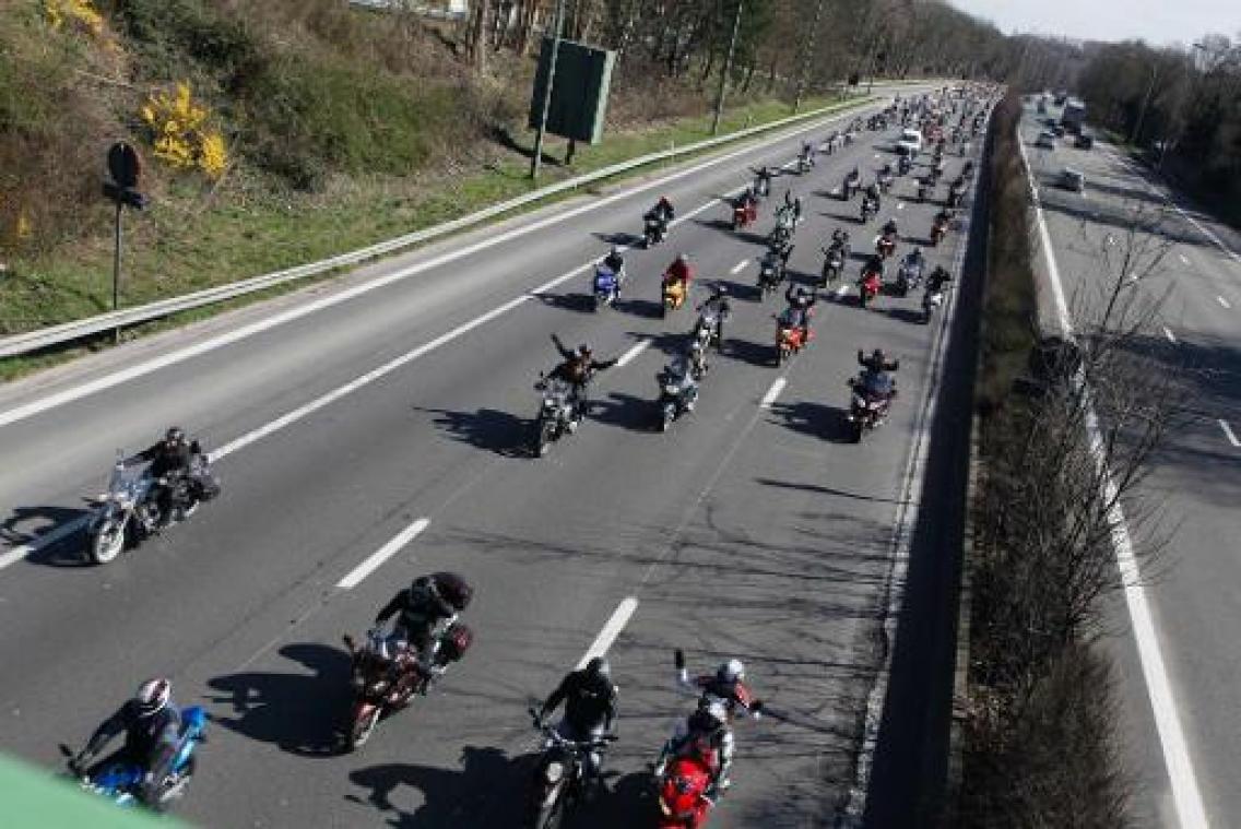Vias pleit voor nultolerantie voor motorrijders