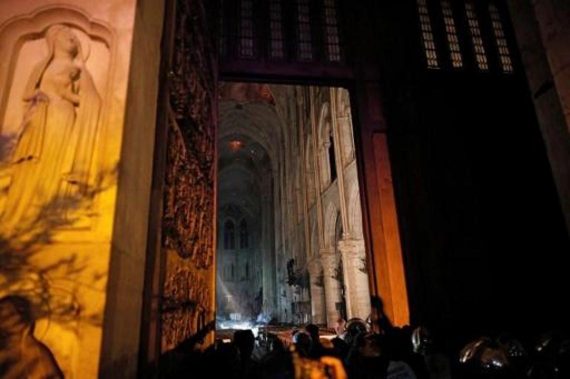 Brand Notre-Dame - Onderzoekers zijn gestart met ondervraging van werfarbeiders