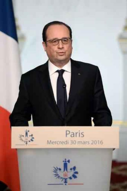 Hollande ziet af van voorstel om terroristen Franse nationaliteit te ontnemen