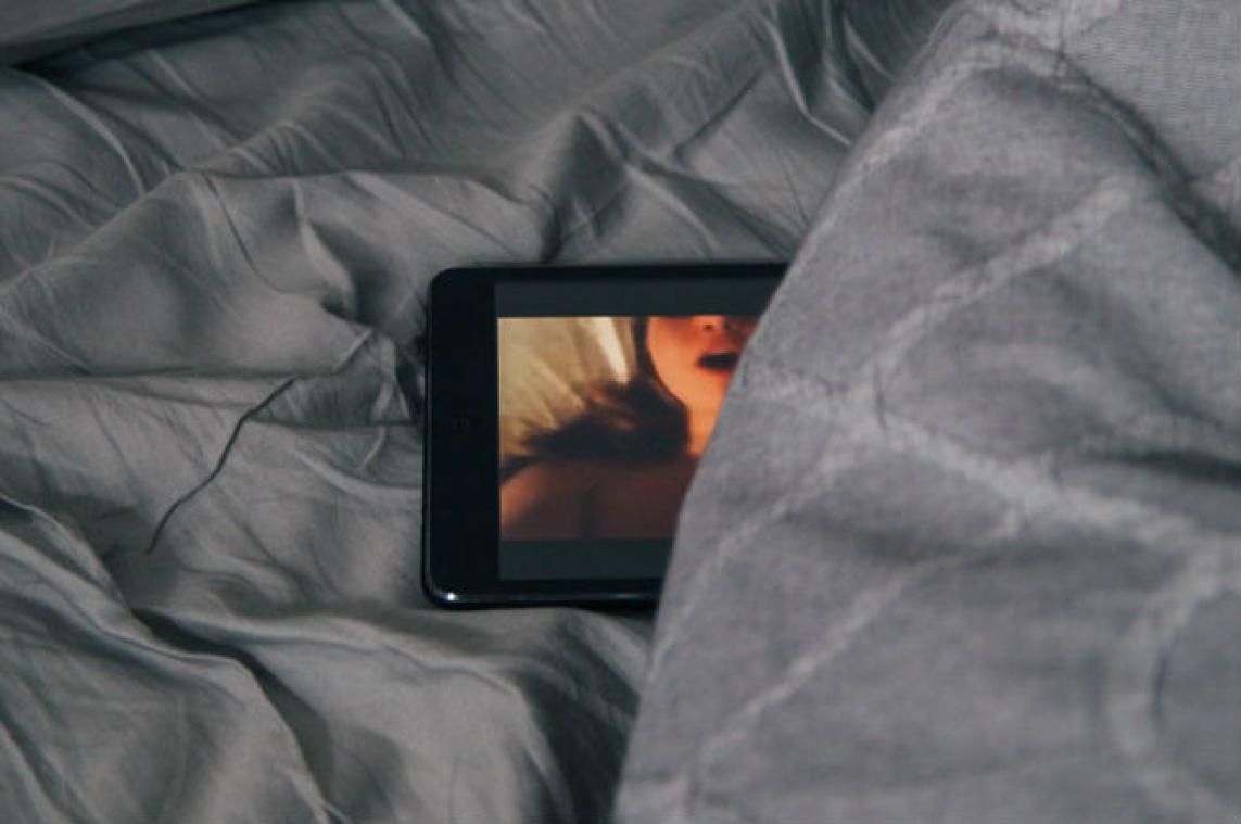 Zoon eist 76.000 euro omdat ouders pornocollectie vernietigen