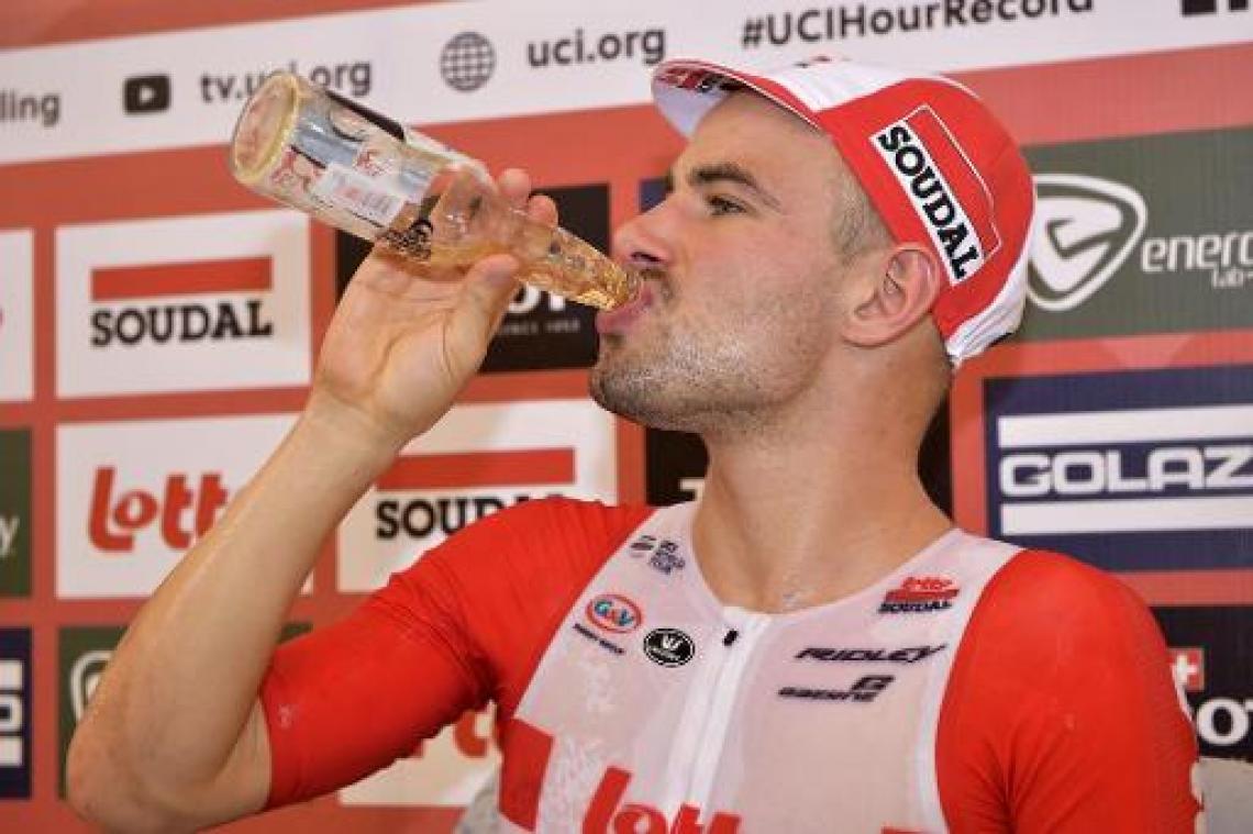 Twitter buigt het hoofd voor Victor Campenaerts