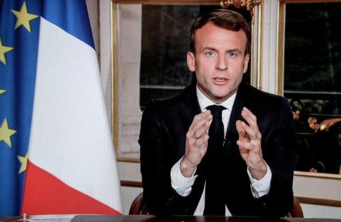 Macron wil de Notre-Dame in vijf jaar weer opbouwen