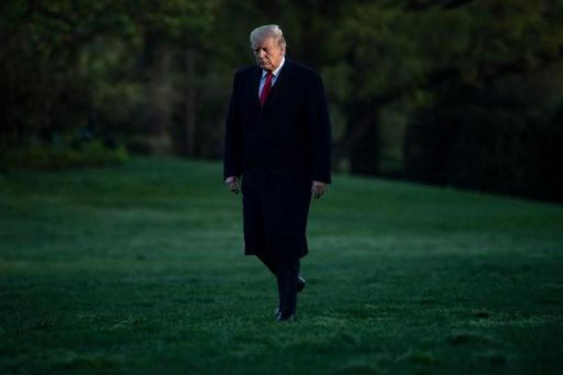 Trump biedt paus hulp aan voor heropbouw van Notre-Dame