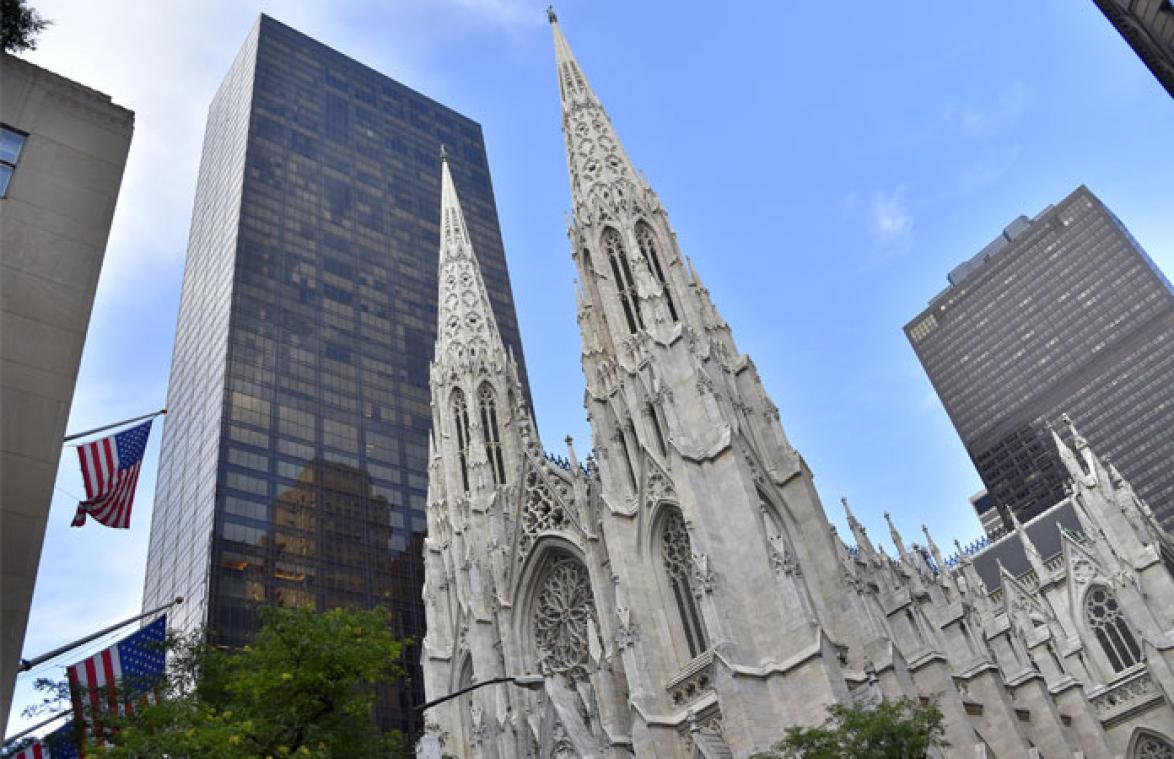 Man aan kathedraal in New York opgepakt met jerrycans vol benzine