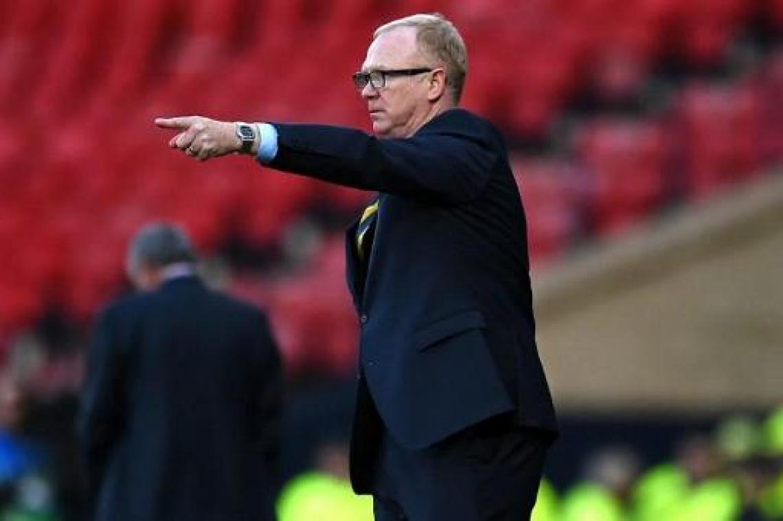 Schotse voetbalbond zet bondscoach Alex McLeish aan de deur