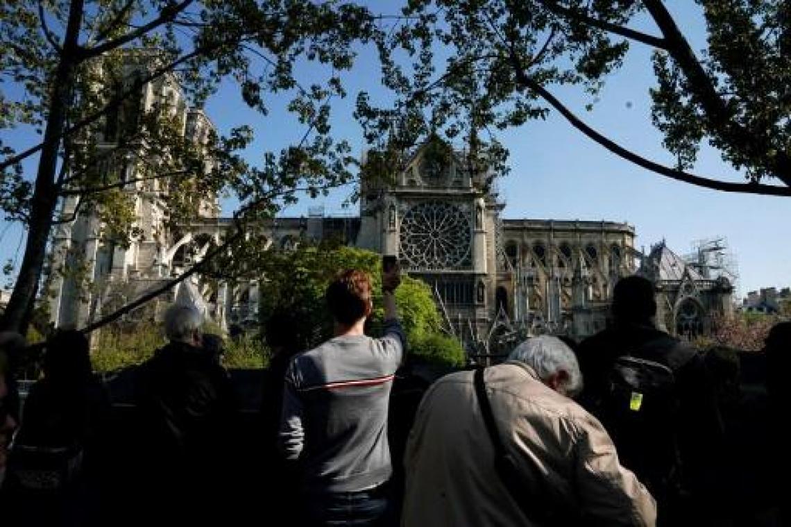 "Grote paraplu" moet Notre-Dame beschermen tegen de regen