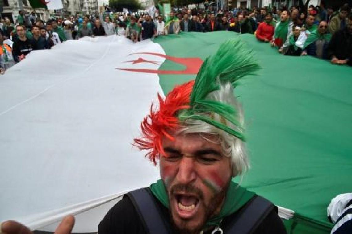 Weer massaprotest in Algerije tegen interim-president Bensalah