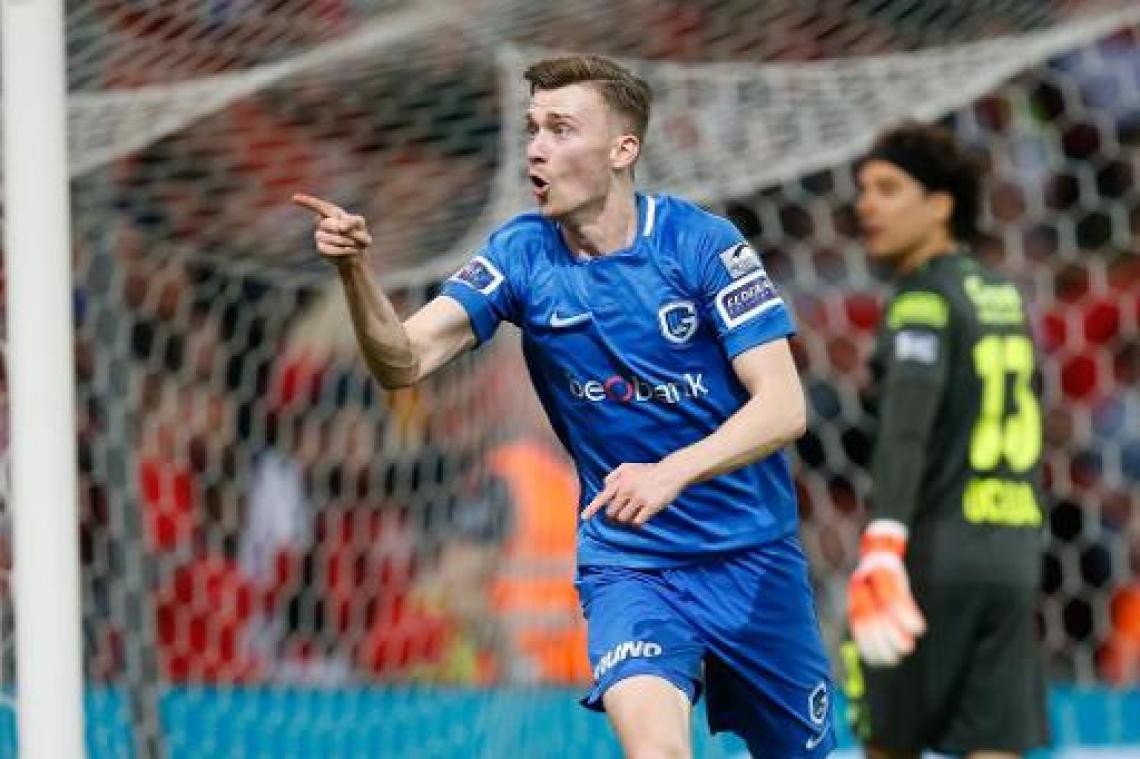 Jupiler Pro League - Genk legt druk bij Club Brugge na vlotte zege op Standard