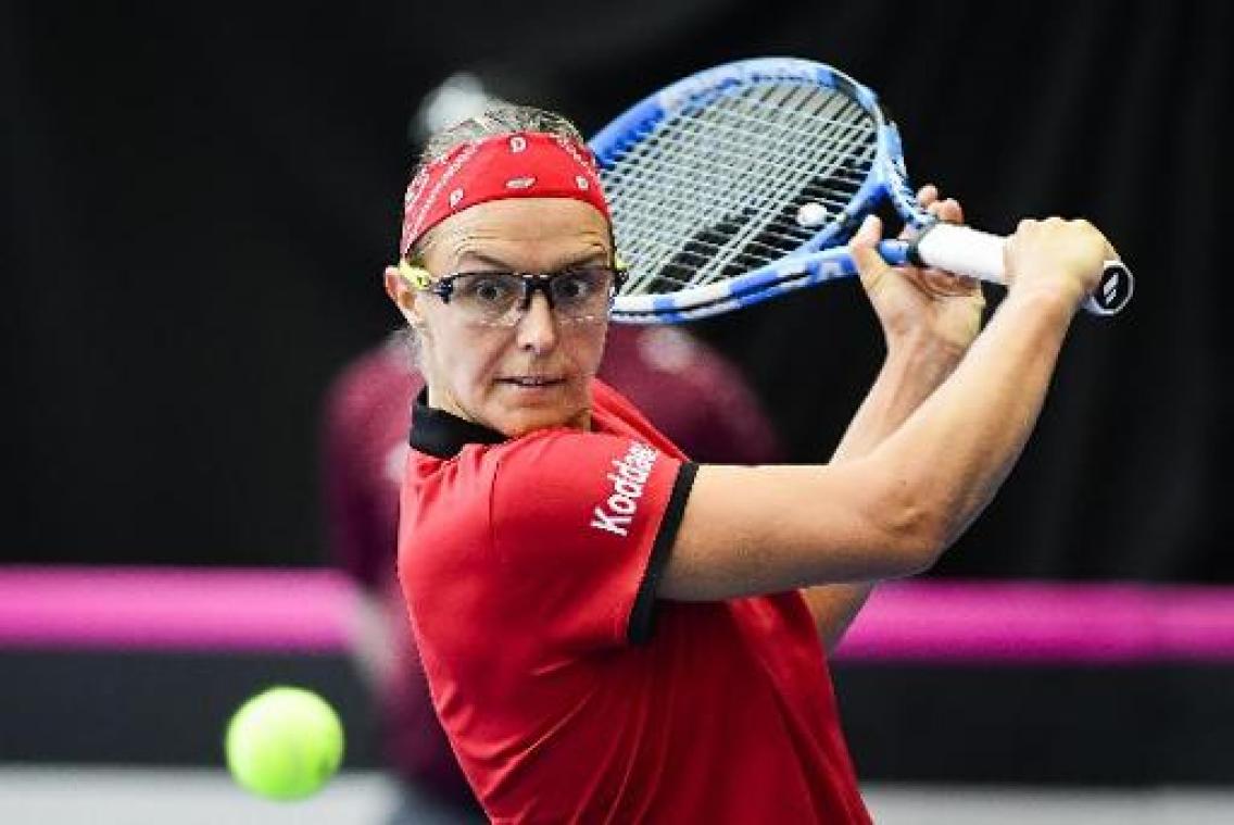 Sterke Flipkens zet België in Fed Cup op voorsprong tegen Spanje na stuntzege tegen Muguruza