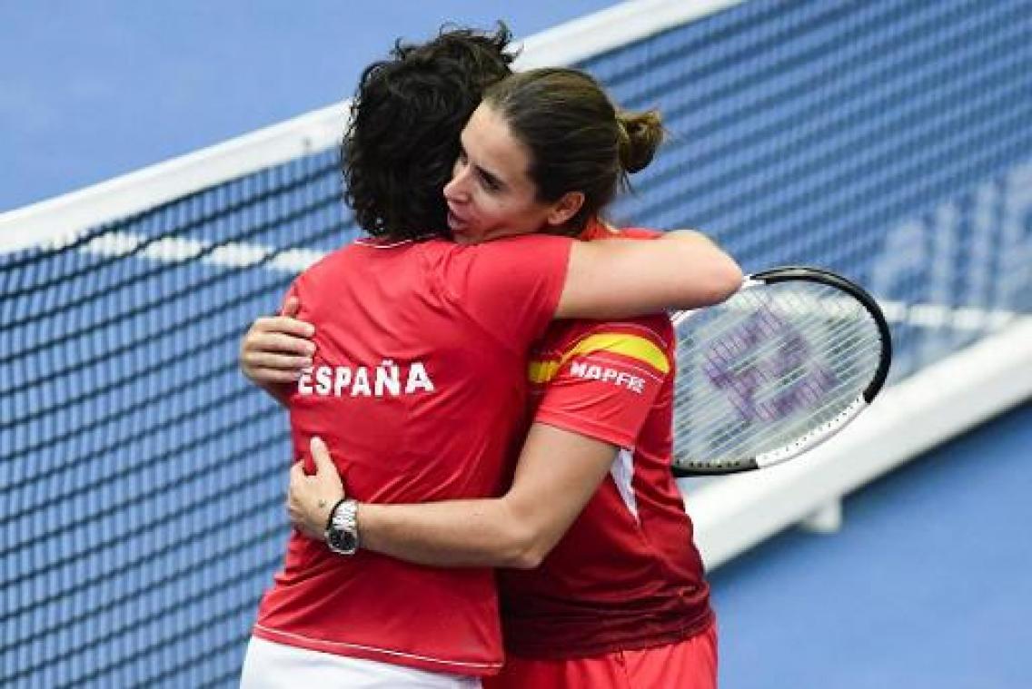 Fed Cup - Spaanse captain zag evenwichtige 1e dag: "1-1 is goede tussenstand, morgen klaren we klus"