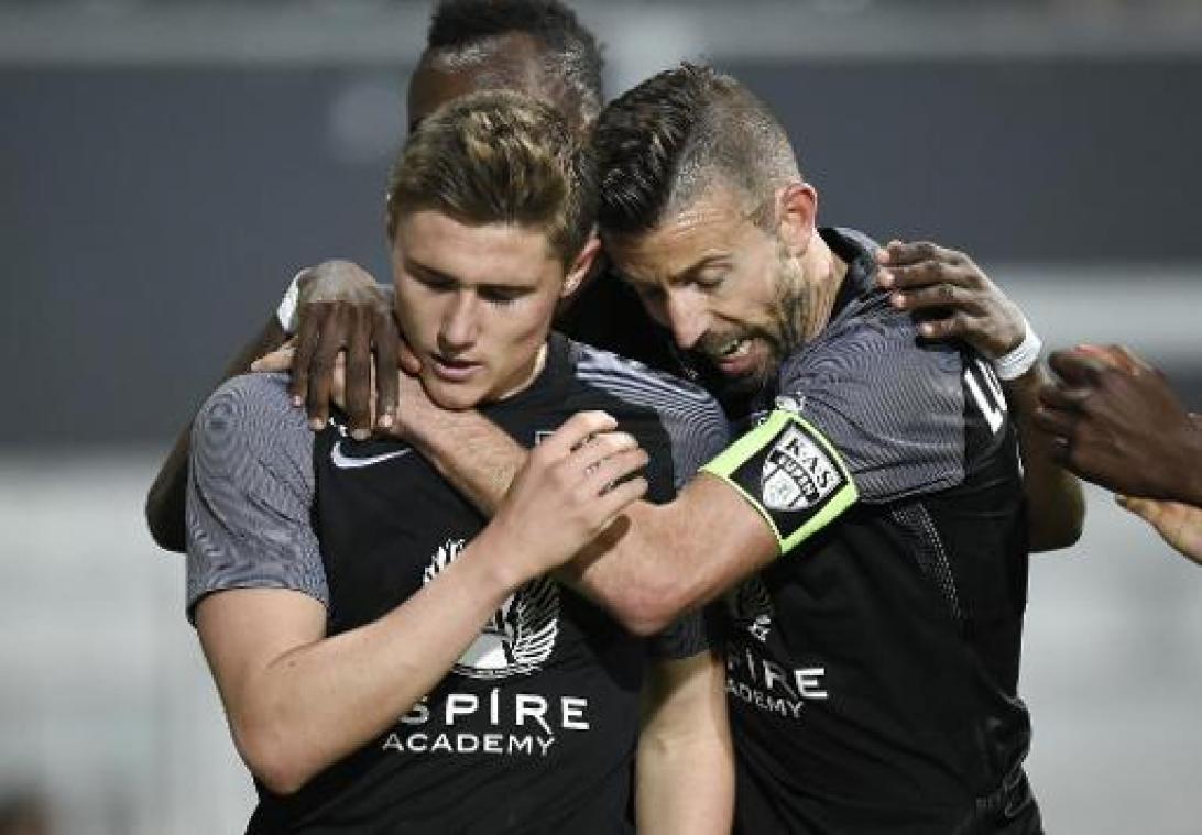 Jupiler Pro League - Eupen en STVV delen de punten in afscheidsmatch van Luis Garcia