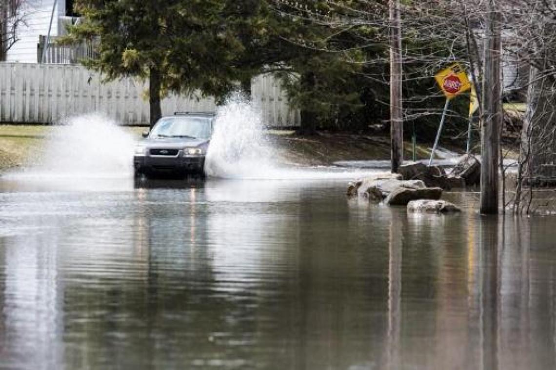 Leger ingezet nu overstromingen in oosten van Canada verergeren