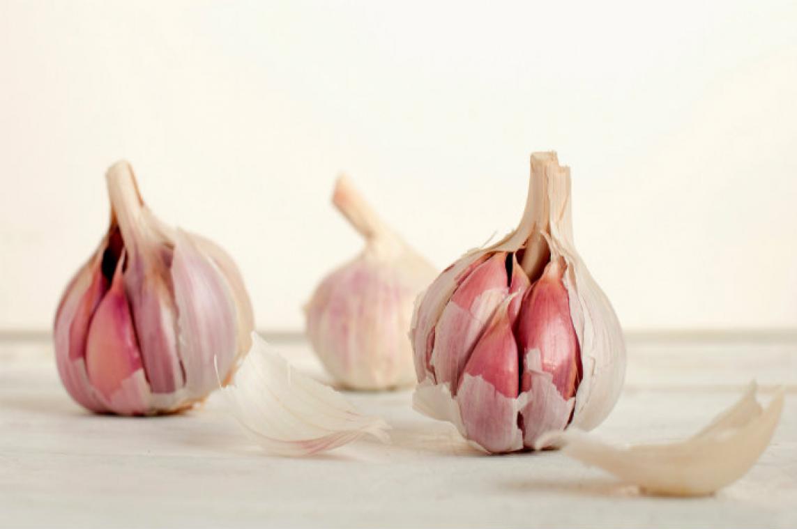Daarom stop je maar beter geen teentje knoflook in je vagina